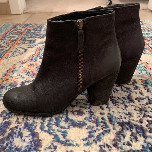 Nordstrom BP “Trolley” Leather Ankle Bootie - Picture 5 of 6